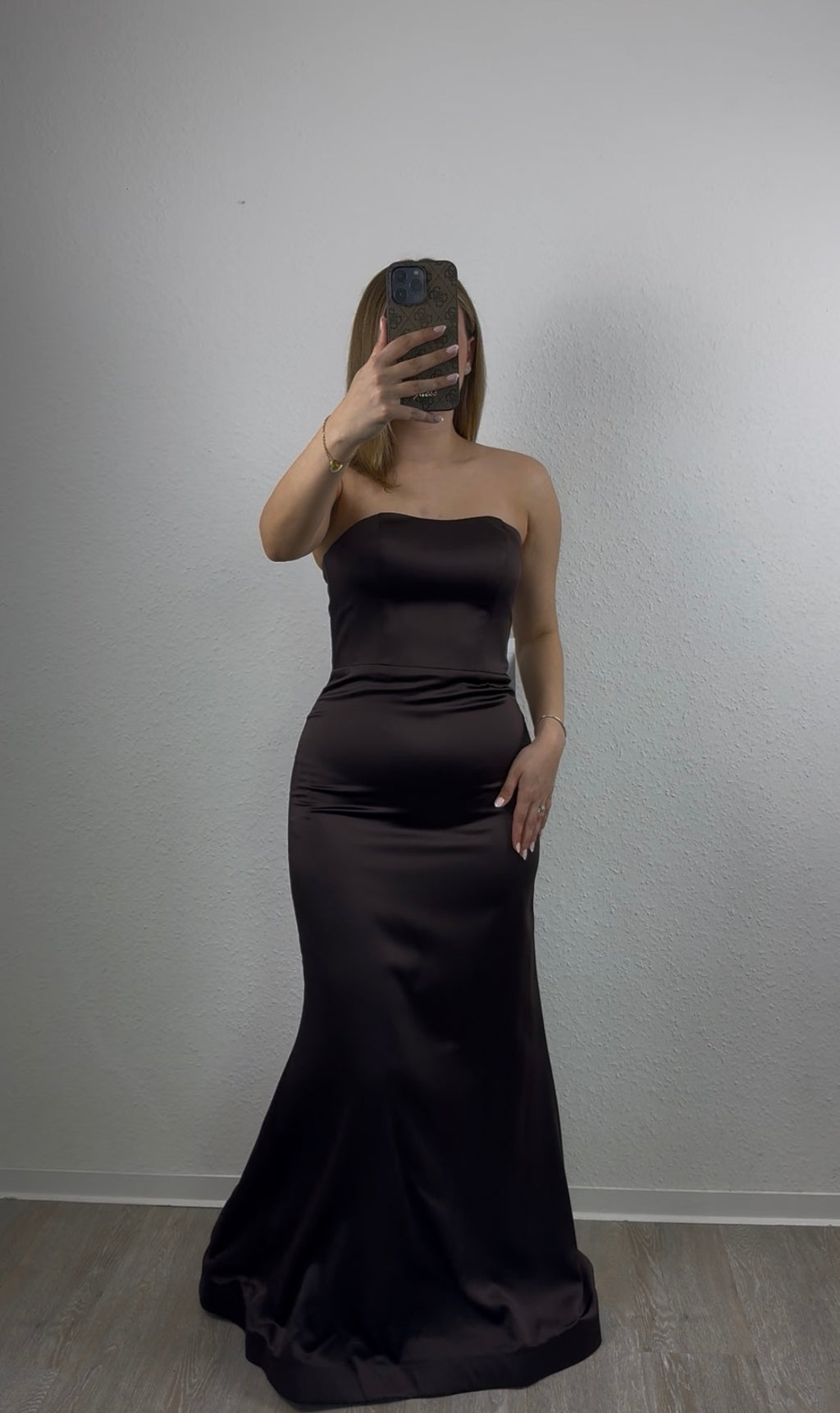 𝐿𝑖𝑎𝑛𝑎 𝐷𝑟𝑒𝑠𝑠